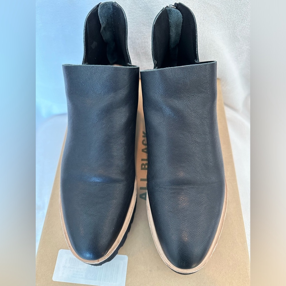 ALL BLACK Flatform Tread Shootie Sz 40.5/10 - Picture 4 of 7